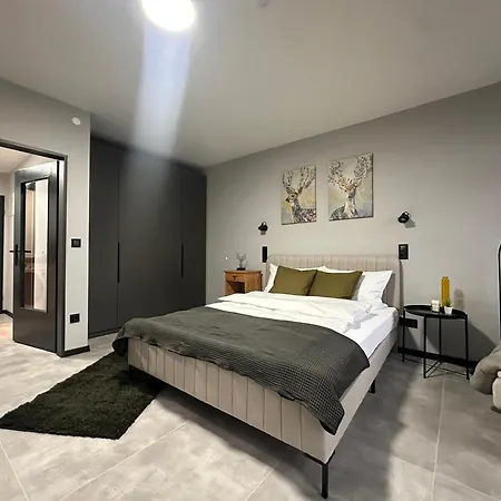Apartment Langenhagen - Mit Balkon, Ebk Und Parkplatz