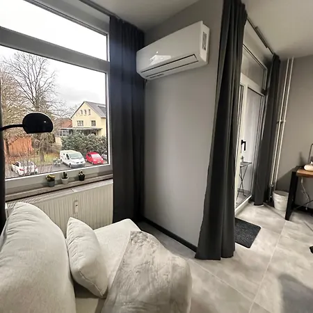 Apartmán Langenhagen - Mit Balkon, Ebk Und Parkplatz Hannover