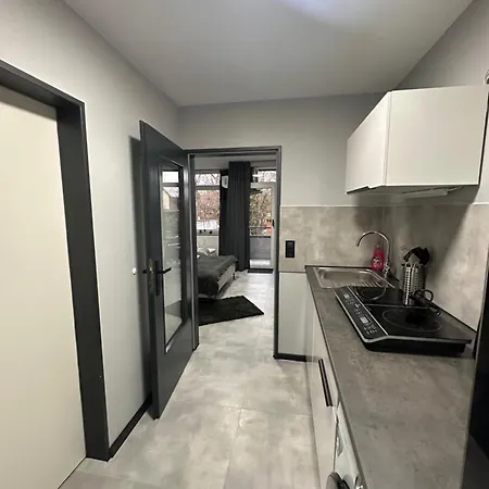 Langenhagen - Mit Balkon, Ebk Und Parkplatz Apartmán *